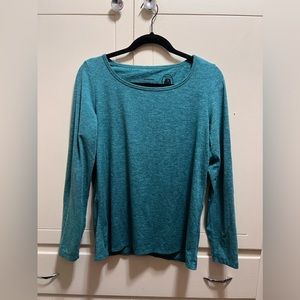 PATAGONIA Worn Wear Lightweight Long Sleeve Shirt.